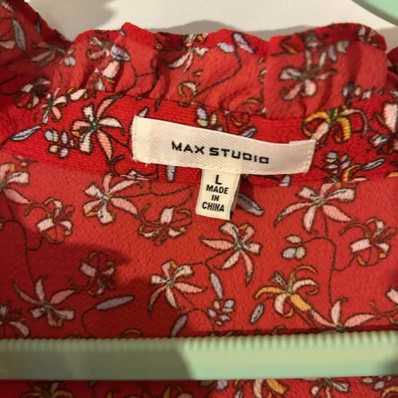 Max Studio Tiered Boho Red Floral Puff Sleeve Maxi Dress - Picture 6 of 8